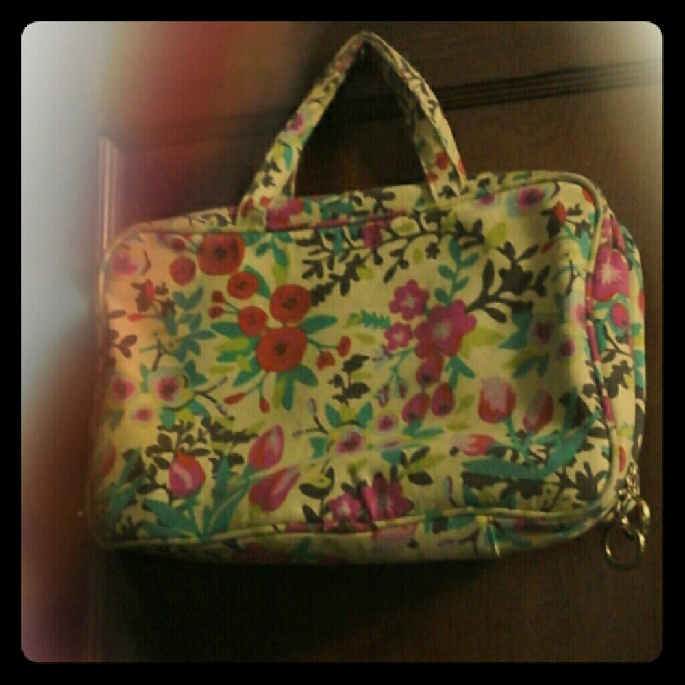 Large makeup bag